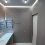 Ещё один видно туалет