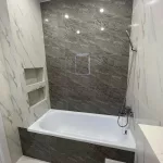 Видно ванную смотри туалет